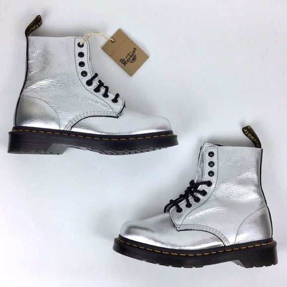 dr martens silver santos